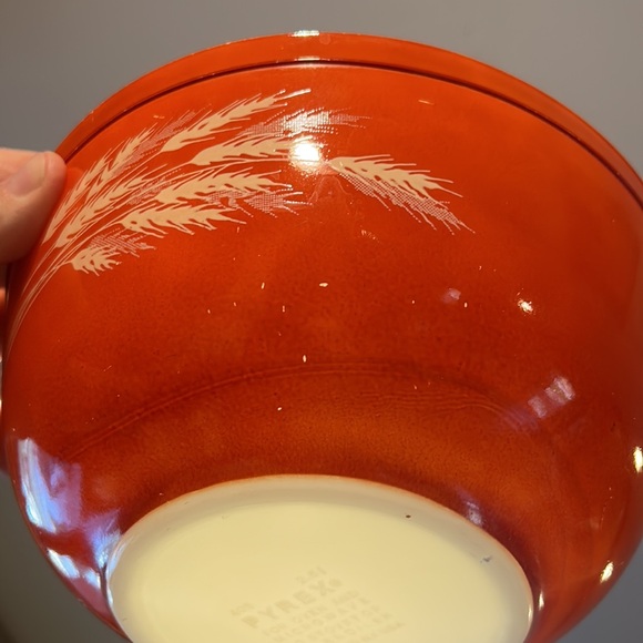 Vintage PYREX Autumn Harvest Mixing Bowl Rust Orange 403 - Picture 5 of 6